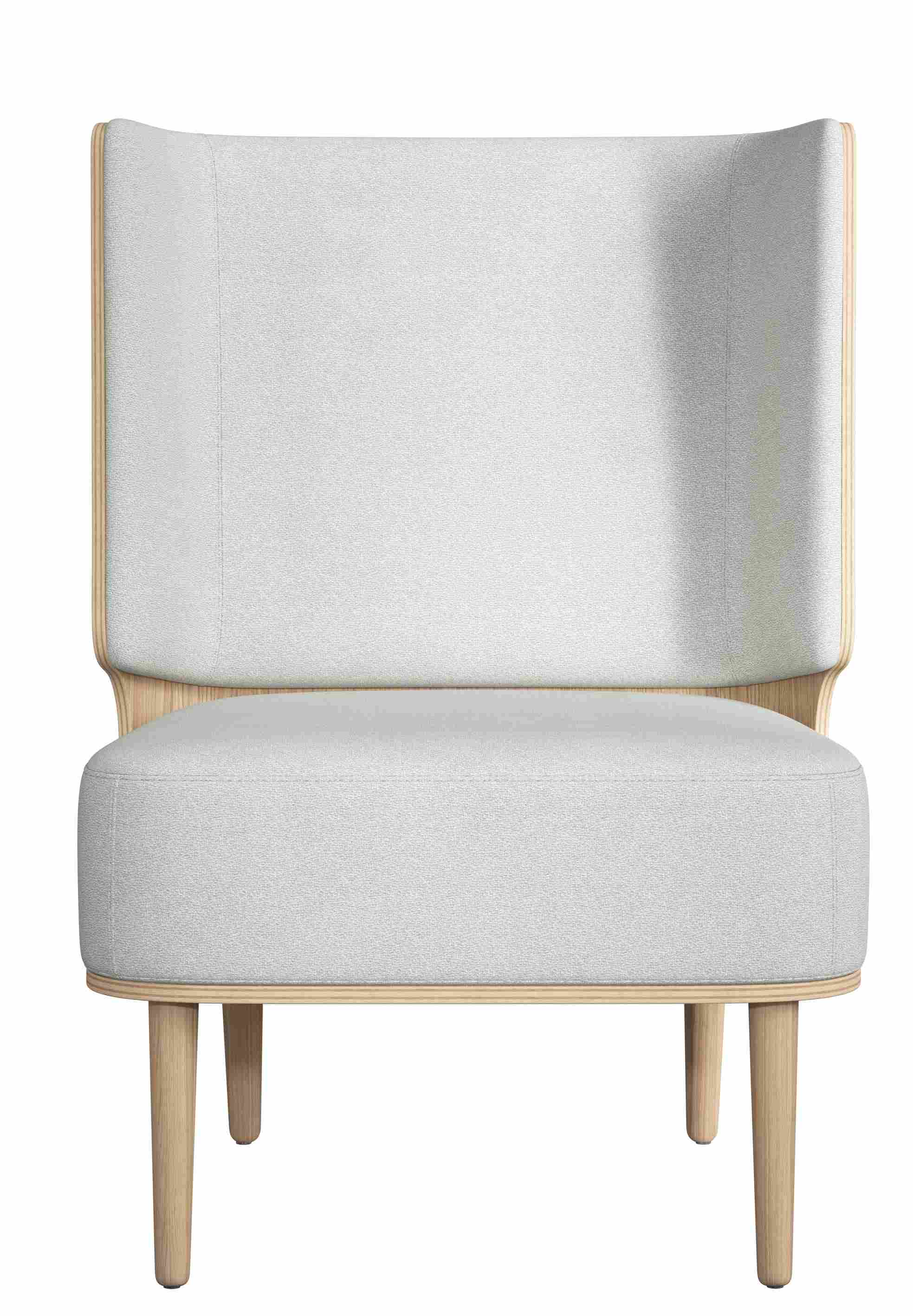 Serena Lounge Chair Sessel mit Eichenholzrahmen und hellgrauem Stoffbezug, Frontansicht.