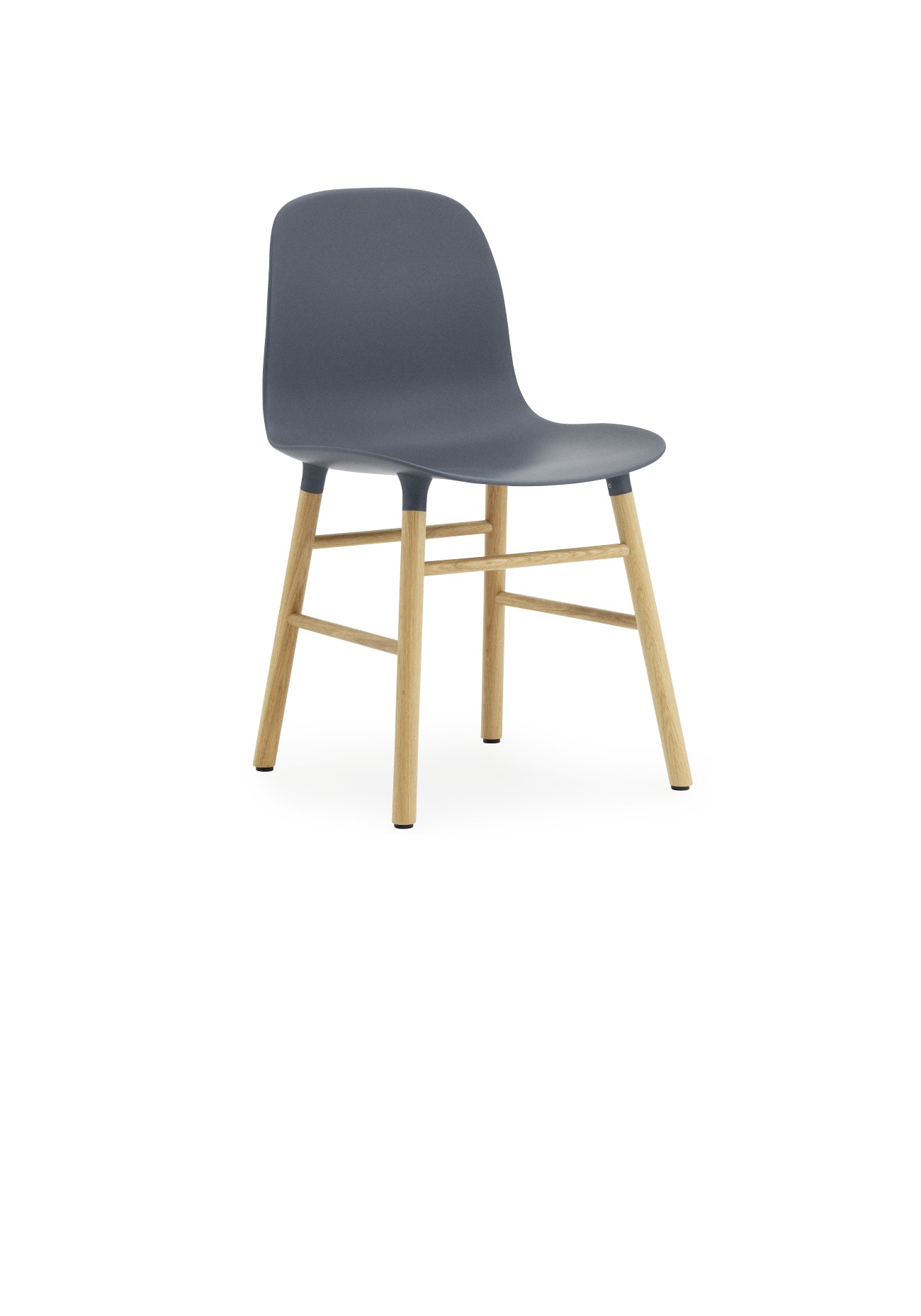 Normann Copenhagen Form Chair Stuhl in Grau mit hellem Holzgestell, skandinavisches Design für Esszimmer und Wohnbereich.