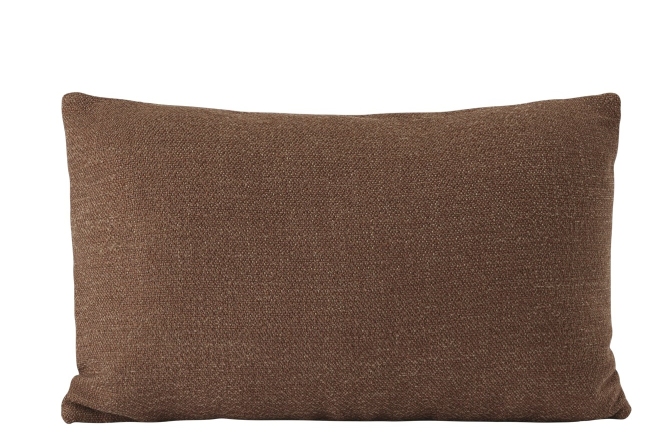 Rechteckiges, braunes Mingle Cushion Kissen von Muuto aus Stoff mit feiner Textur für Wohnzimmer und Schlafzimmer.