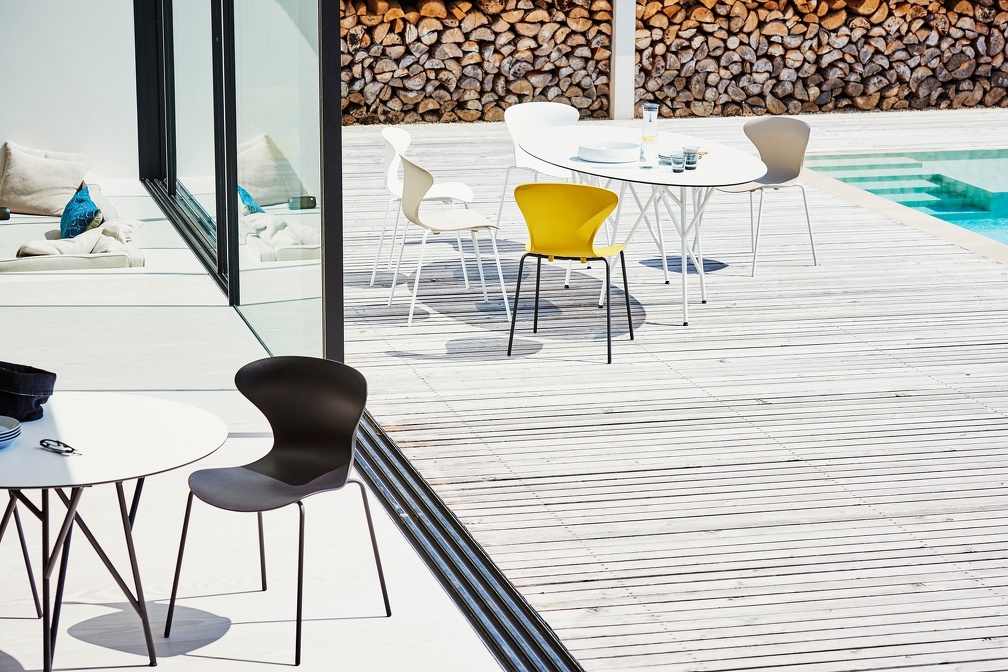 Astwerk Outdoor-eettafel van Jan Kurtz