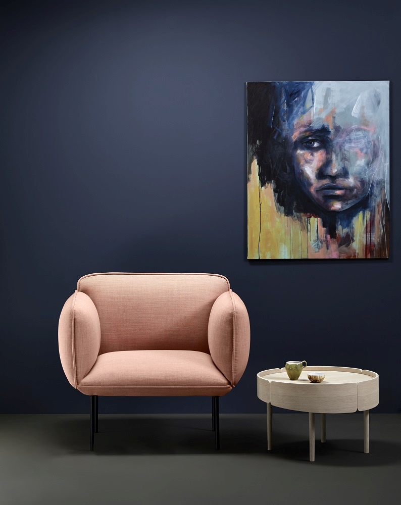 Nakki Sessel: Graues, modernes 1-Sitzer Sofa von Woud, ideal für Wohnzimmer und stilvolle Einrichtung.