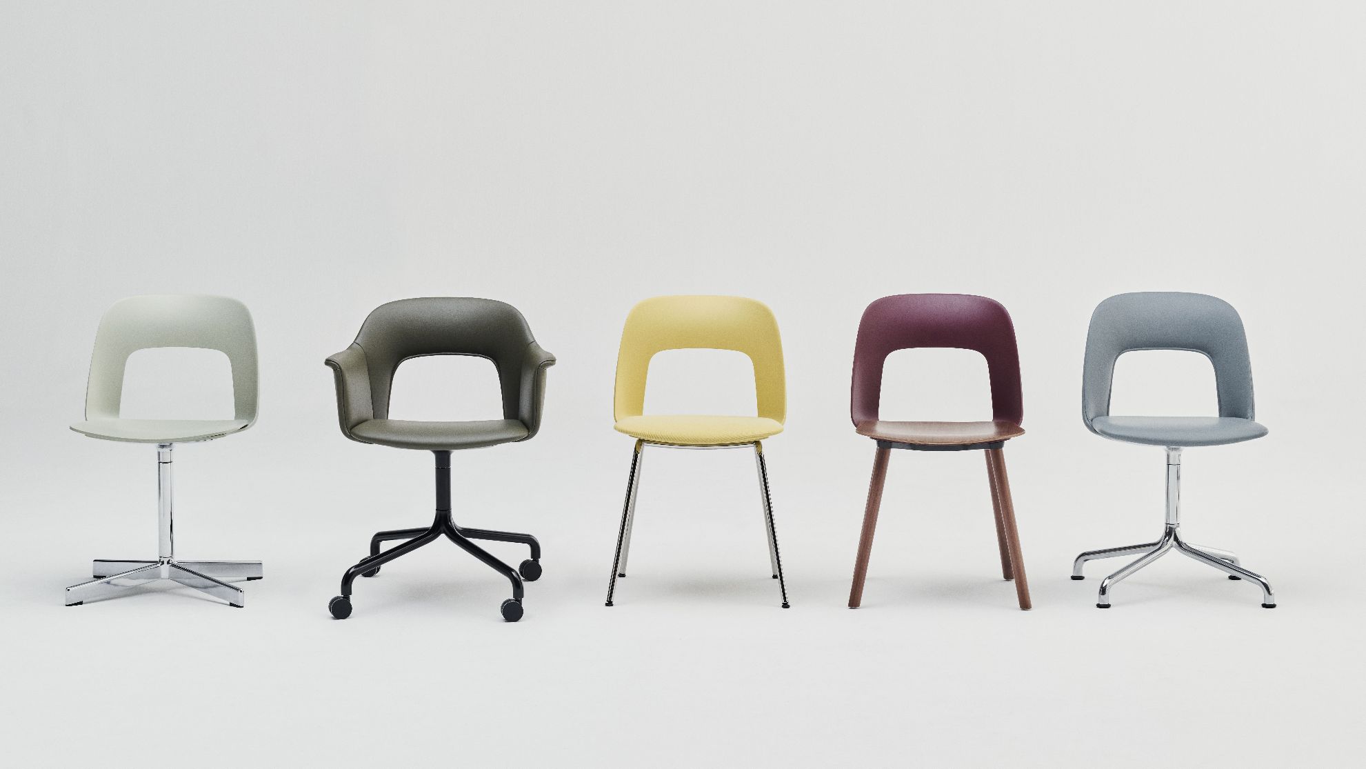 Layout fauteuil 262 met armleuningen van Hay