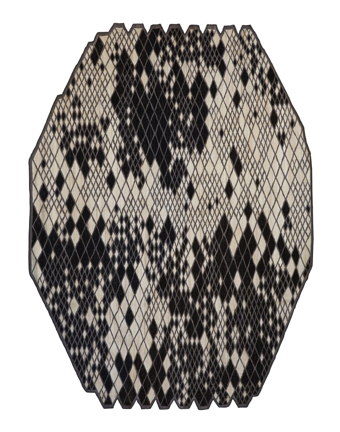 Losanges Teppich 230x300 cm von Nanimarquina mit Rautenmuster in Schwarz und Weiß. Designer Teppich.