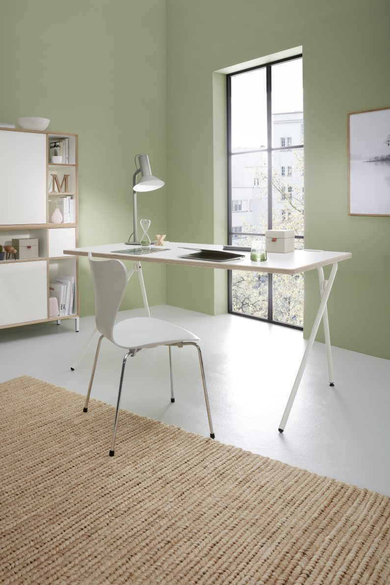 Plato opklapbaar secretaire / bureau van Müller Möbelwerkstätten
