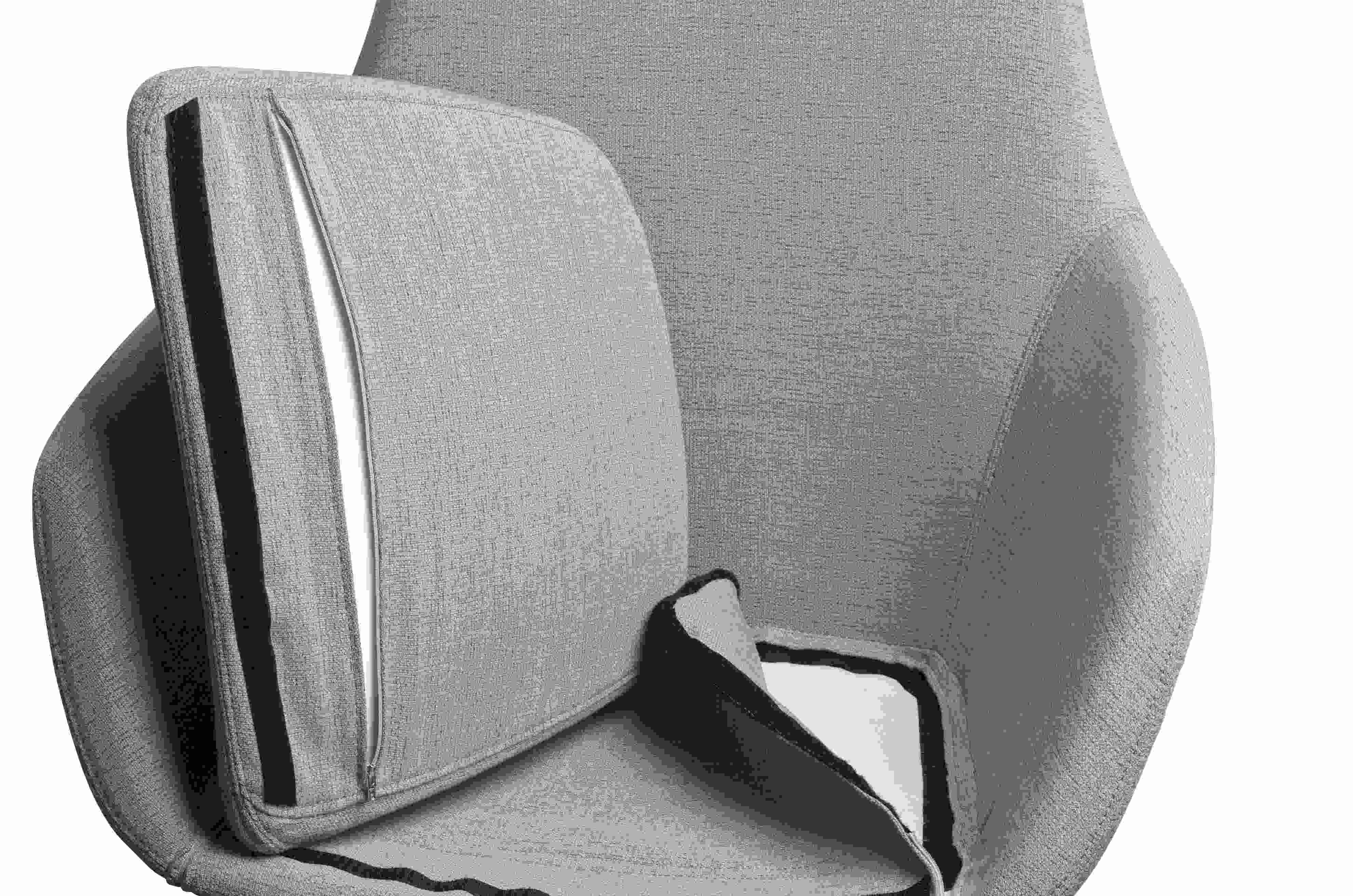 Detailaufnahme des Little Giraffe Stuhls von Fritz Hansen mit abnehmbarem, grauem Stoffbezug und Reißverschluss.