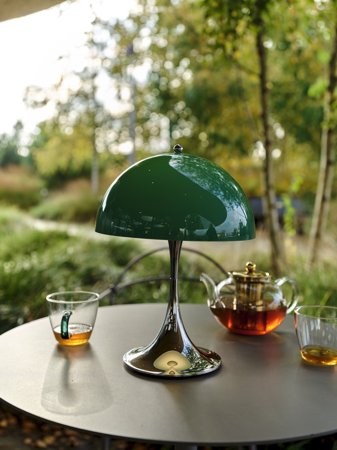 Panthella Originals 250 draagbare verlichting met oplaadbare batterij / tafellamp van Louis Poulsen