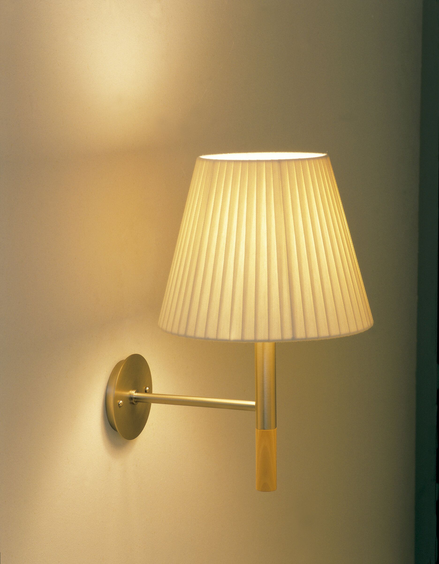 BC2 wandlamp Santa & Cole