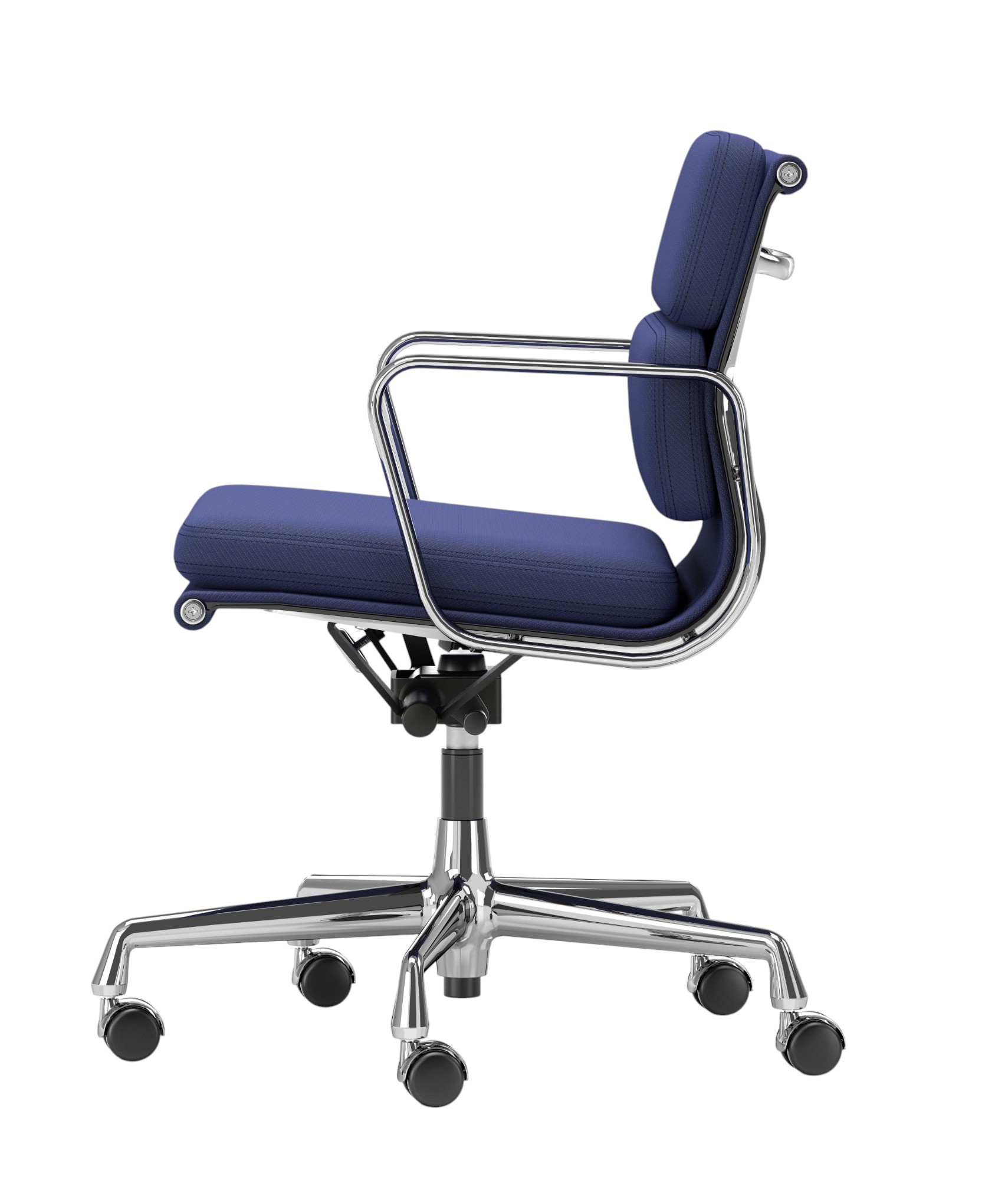 Blauer Vitra EA 217 Soft Pad Chair Bürostuhl mit Chromgestell, Seitenansicht.