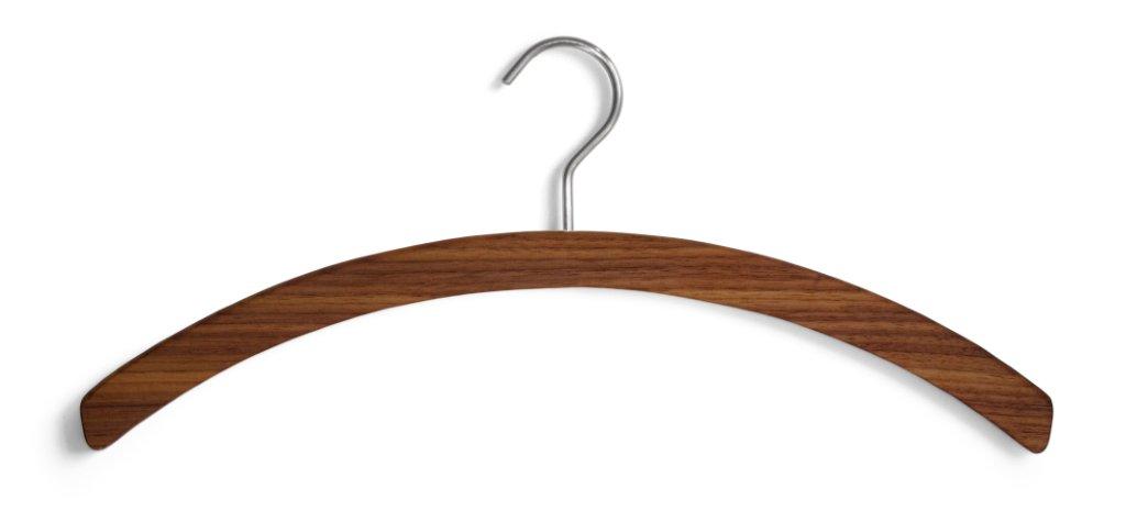 Barny Kleiderbügel aus Holz mit Metallhaken für stilvolle und schonende Kleideraufbewahrung.
