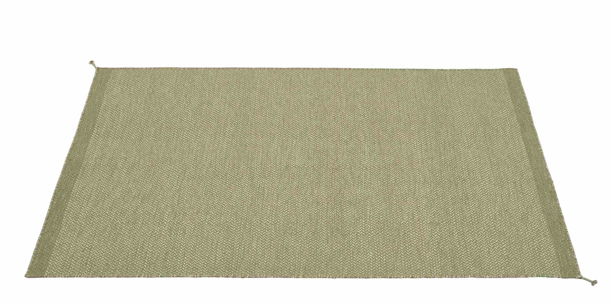 Muuto Ply Rug aus recyceltem Polyester, einfarbig hellgrüner Teppich für Innen- und Außenbereiche.