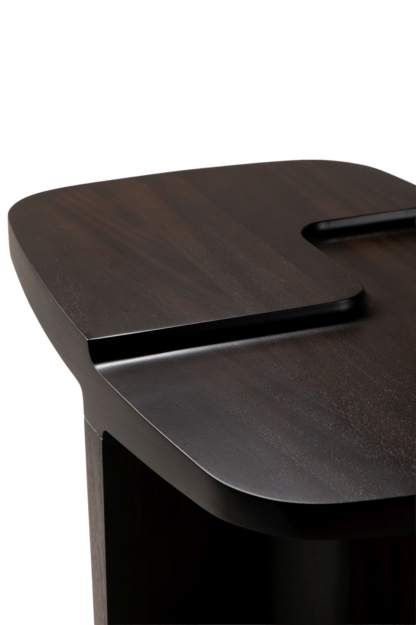 Brutalistische bijzettafel van Ethnicraft
