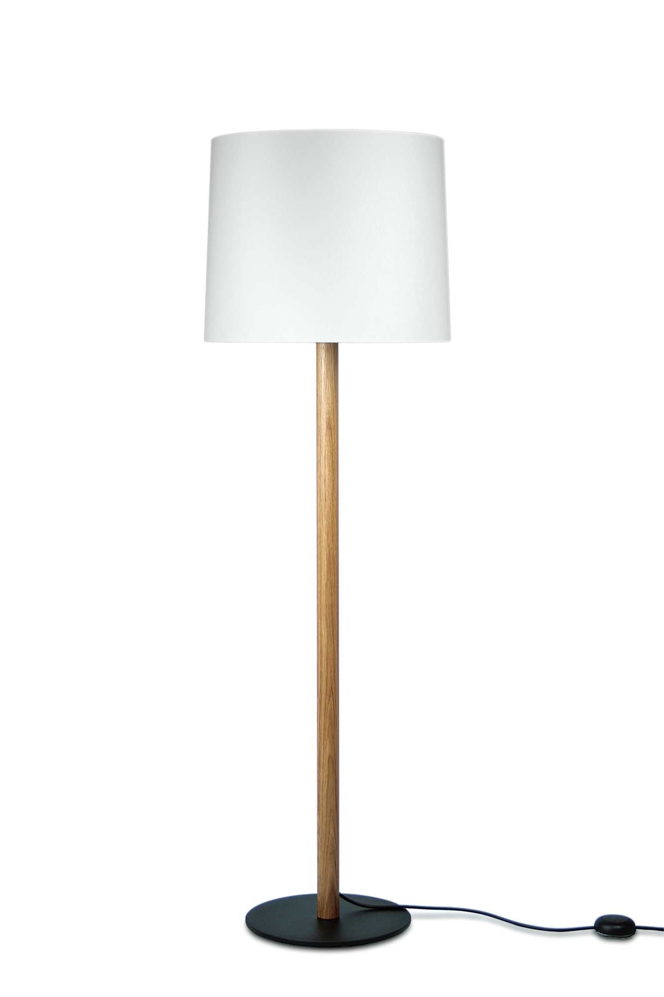 Miyu Stehleuchte mit geräucherter Eiche und naturweißem Filzschirm von Maigrau. Moderne Wohnraumleuchte.