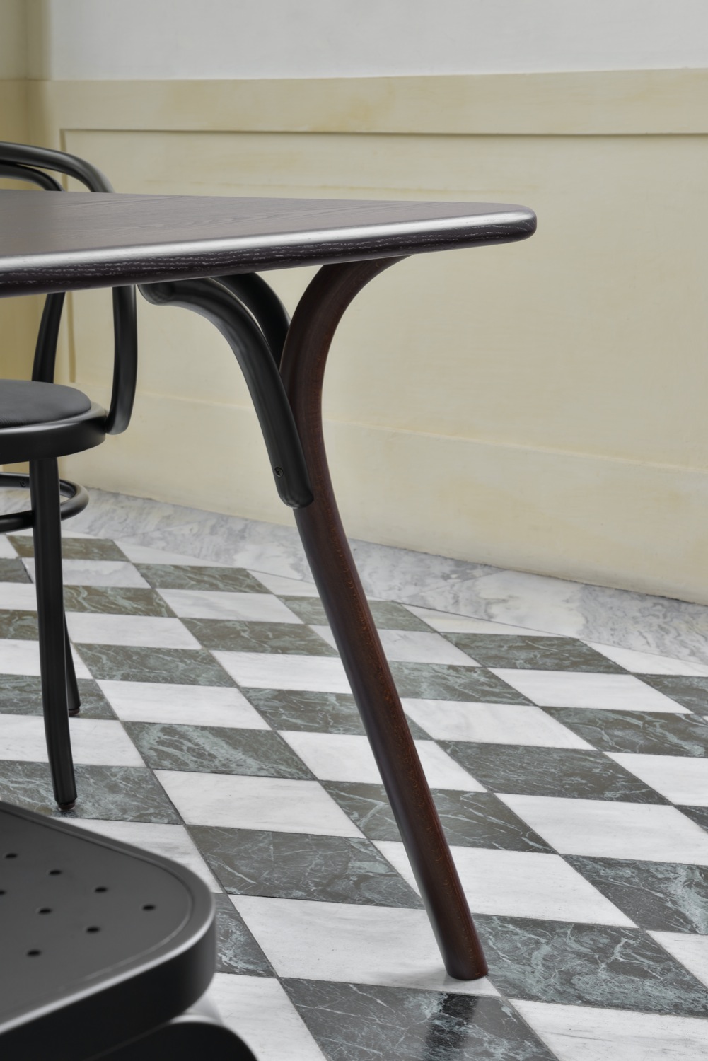 Arch Dining Table Eettafel Wiener GTV Design