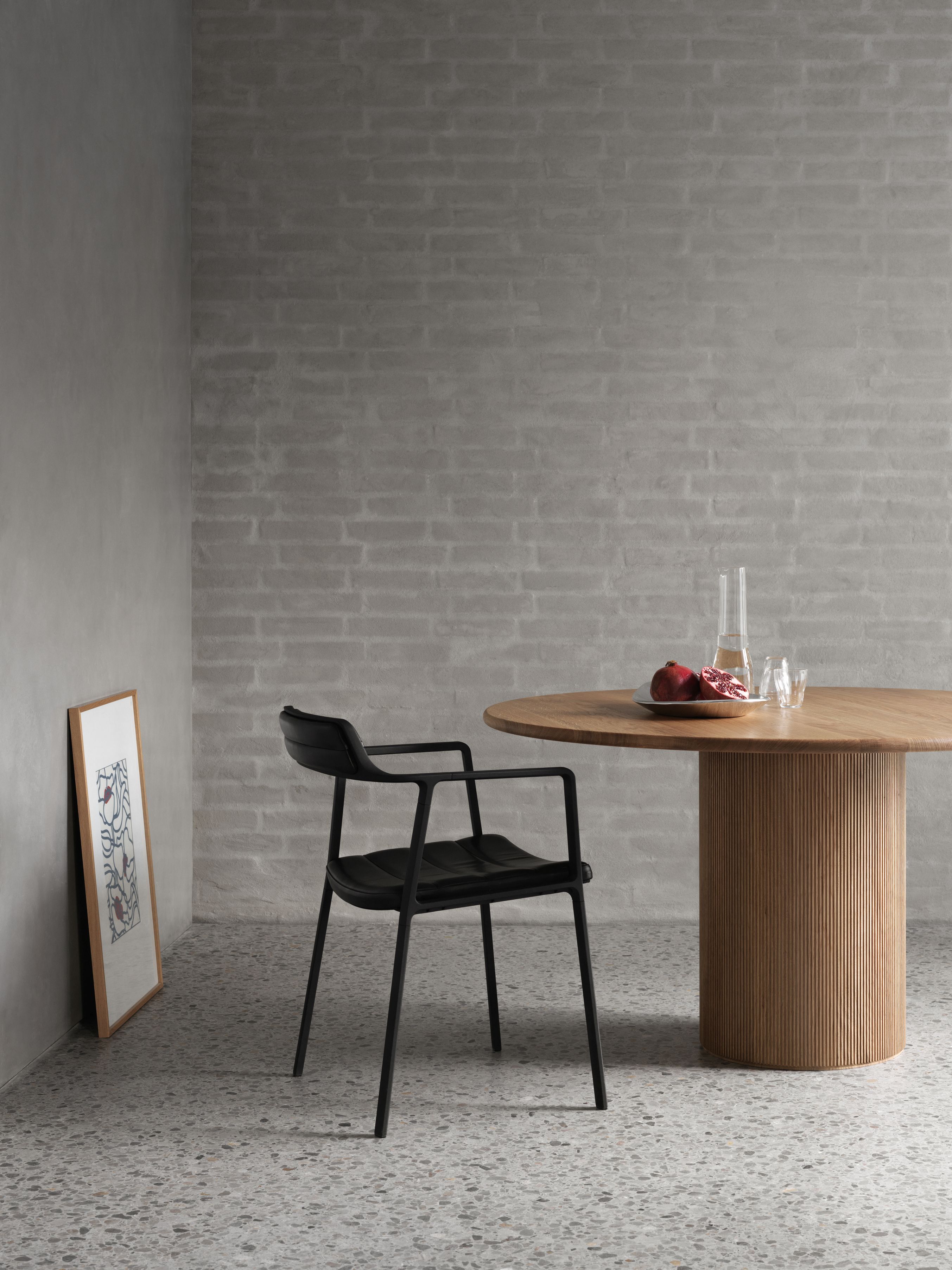 VIPP451 Stoel van zwart anilineleer Vipp