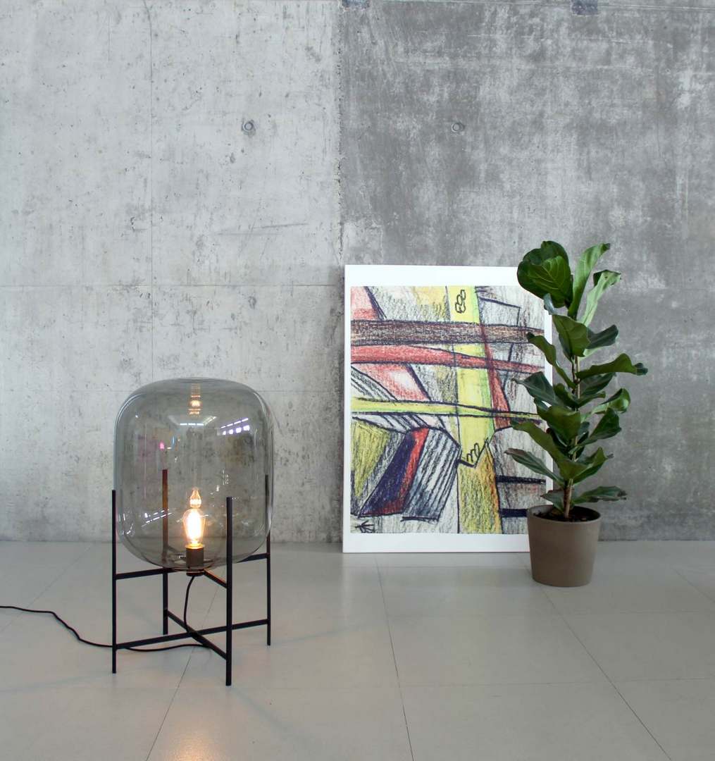 Oda Medium staande lamp, rookgrijs gesatineerd, Pulpo