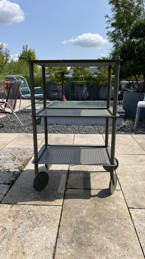 Flow Trolley serveerwagen TAUPE Muuto TENTOONSTELLINGSSTUK