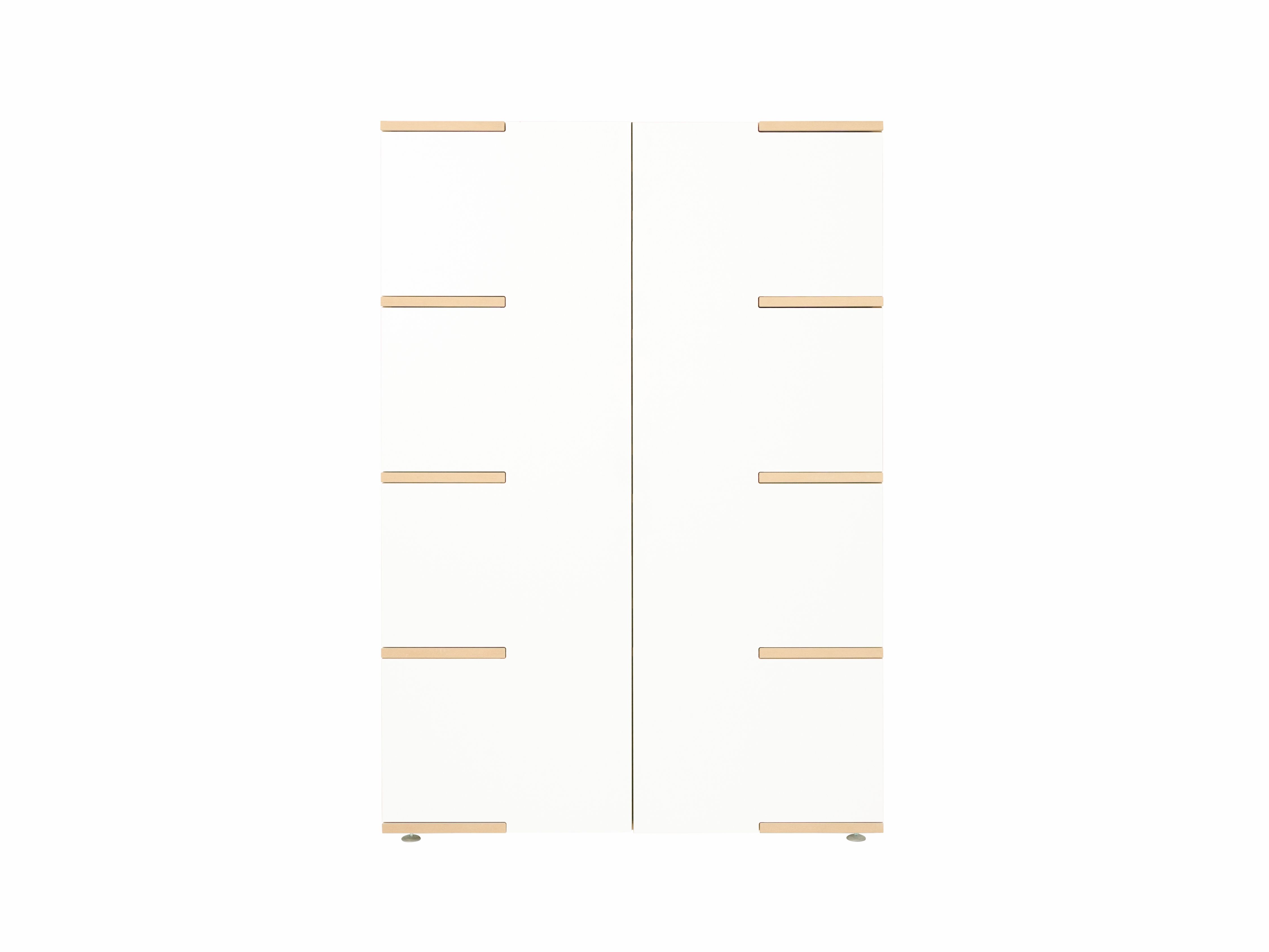 Weißes Tojo Stau Sideboard mit Holzgriffen und Füßen, modernes Möbelstück für Wohnzimmer und Esszimmer.