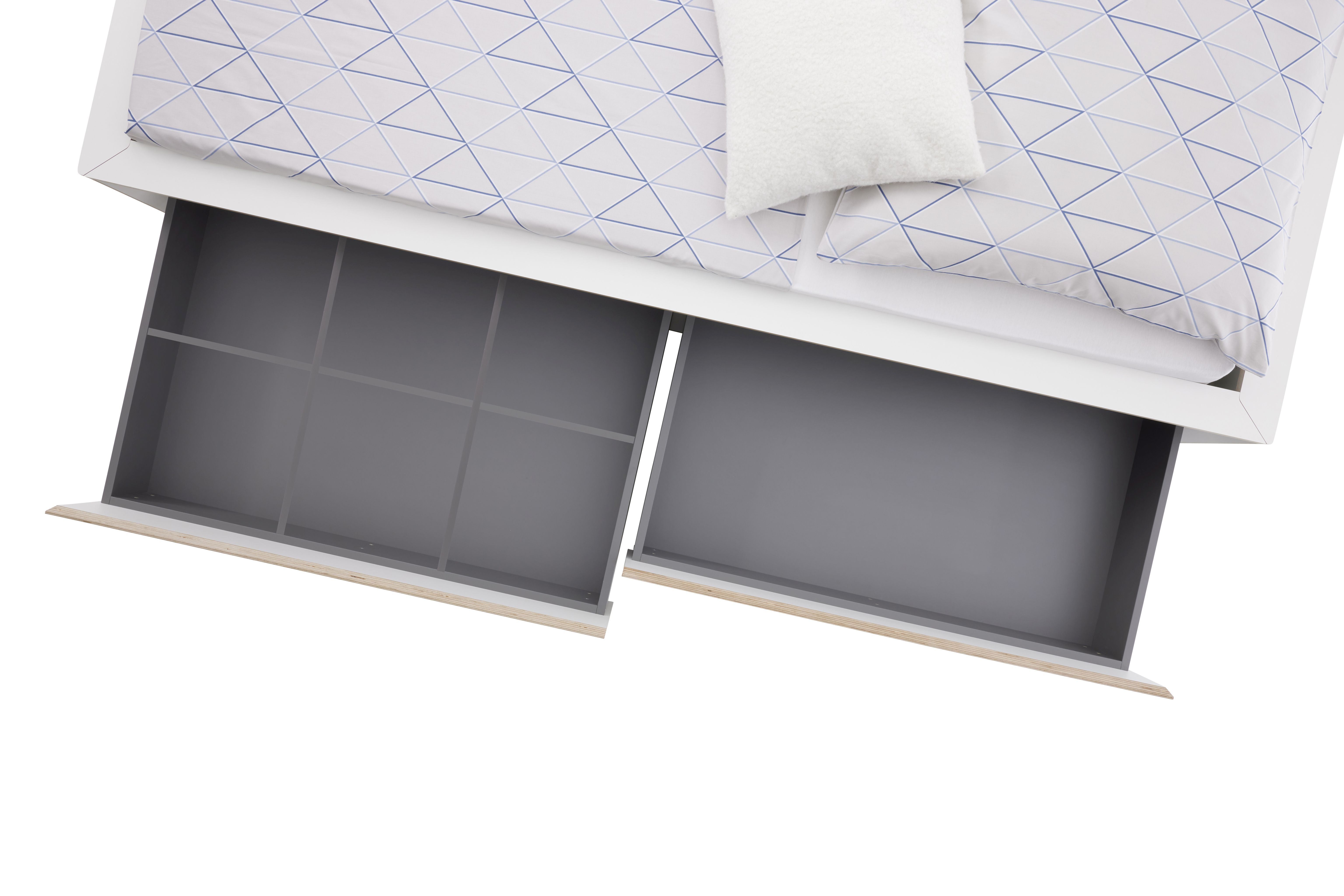 Spaze Bett von Müller Möbelwerkstätten mit zwei grauen Schubladen für zusätzlichen Stauraum unter dem Bett.