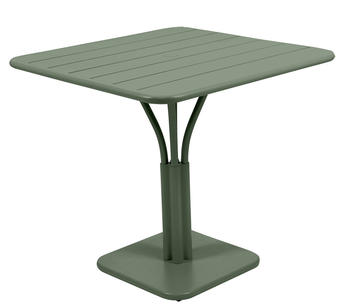 Quadratischer, grüner Luxembourg Tisch 80x80 cm von Fermob für den Outdoor-Bereich. Gartentisch aus Metall.