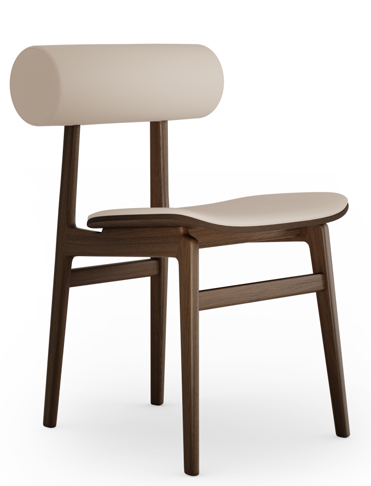NORR11 Totem Chair Stuhl, gepolstert in Beige, Holzrahmen, moderner Esszimmerstuhl für stilvolles Wohnen.