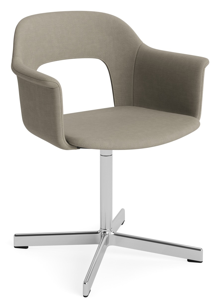 Layout Armchair von Hay: Drehbarer Armlehnstuhl in Beige mit verchromtem Fußkreuz für Büro und Wohnbereich.