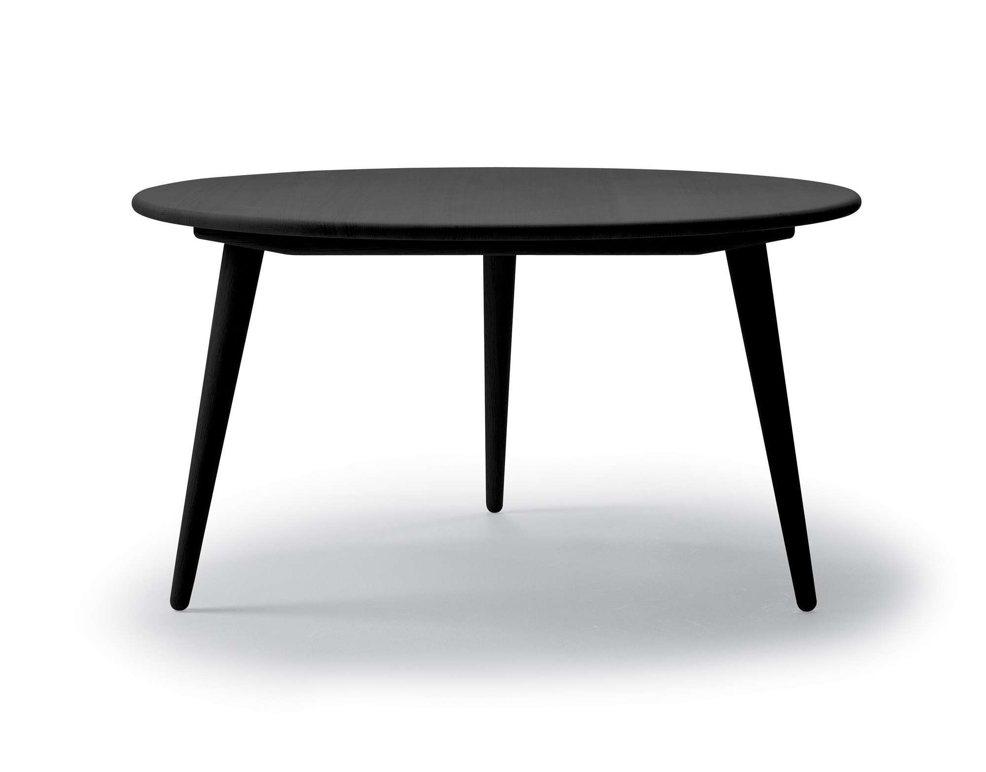 Schwarzer CH008 Couchtisch von Carl Hansen & Søn, runder Beistelltisch aus geölter Eiche.