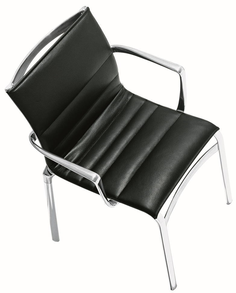 Highframe Stuhl mit schwarzem Lederbezug und verchromtem Gestell, modernes Design für Büro und Wohnbereich.