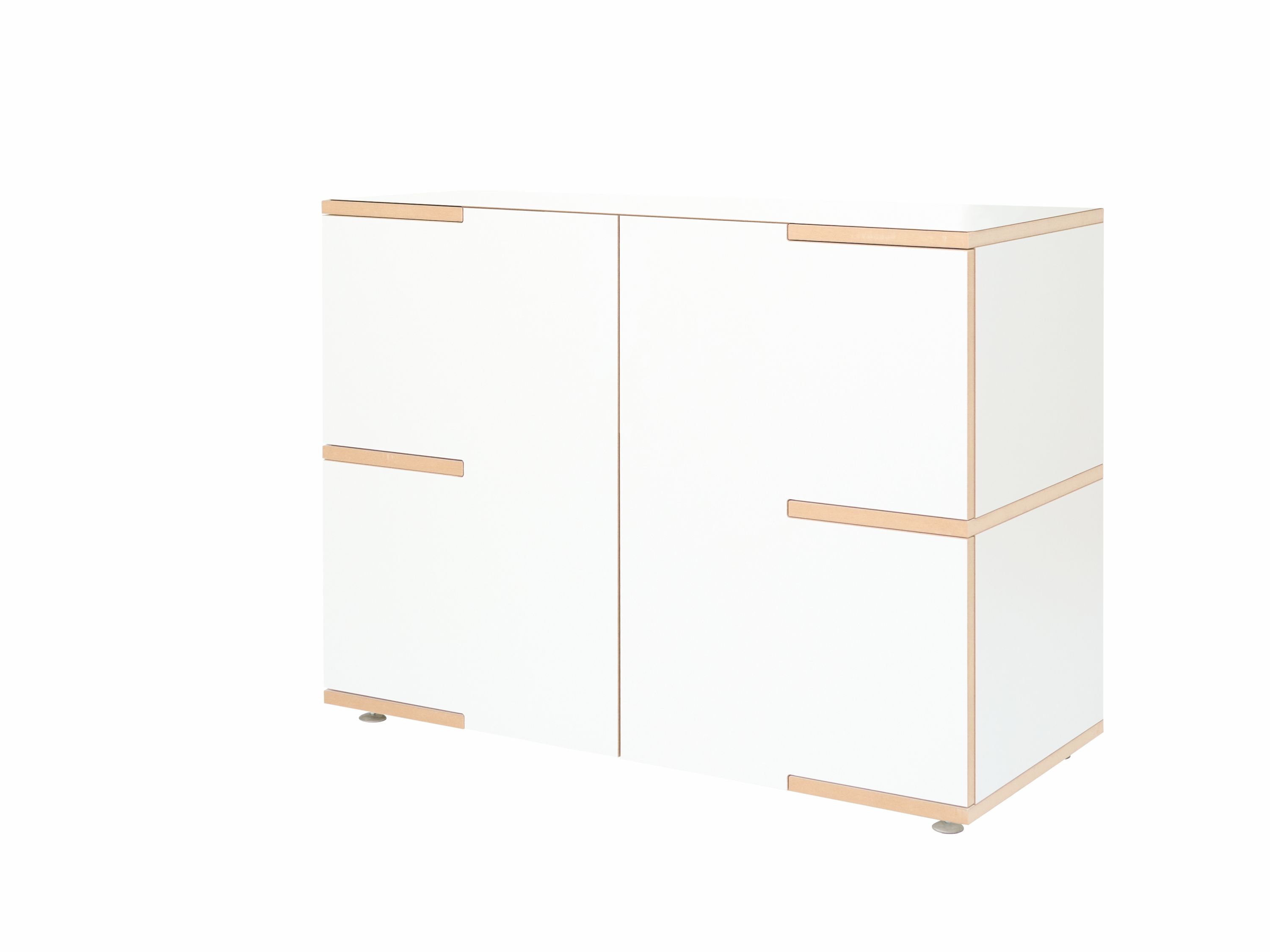 Weißes Tojo Stau Sideboard mit zwei Türen und hellem Holzrahmen, modernes Möbeldesign.