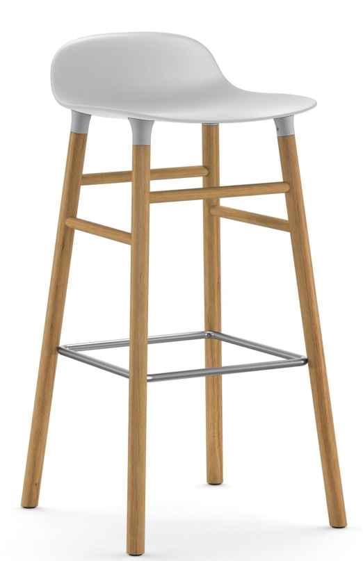 Weißer Form Barhocker mit Holzbeinen von Normann Copenhagen, Hocker für die Bar oder Küche.