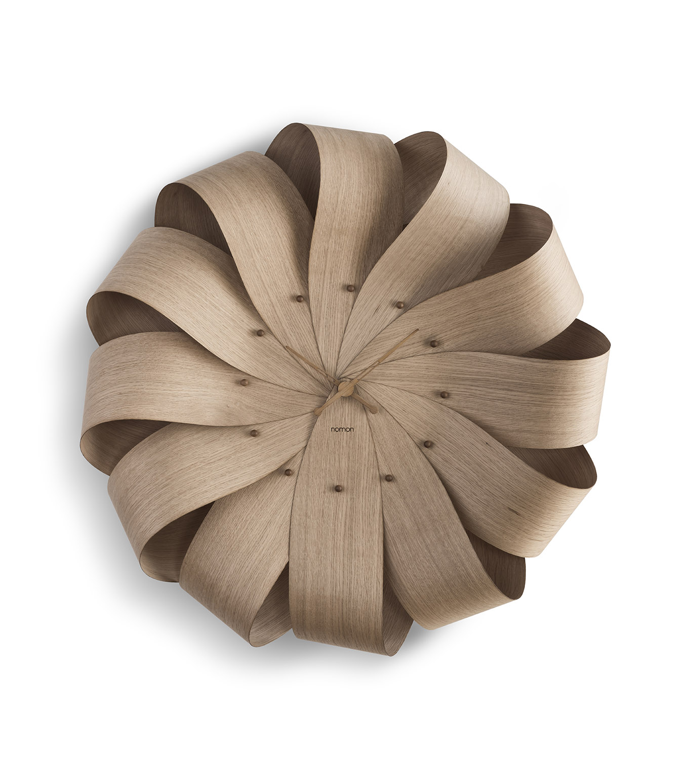 Brisa XL Wanduhr von Nomon: Runde Design-Wanduhr aus hellem Holz, Durchmesser 75cm.