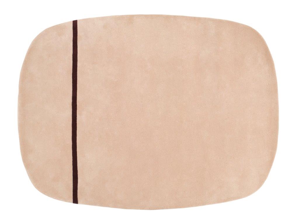 Oona Teppich von Normann Copenhagen, rechteckig, beige mit braunem Streifen, moderner Teppich für Wohnzimmer.