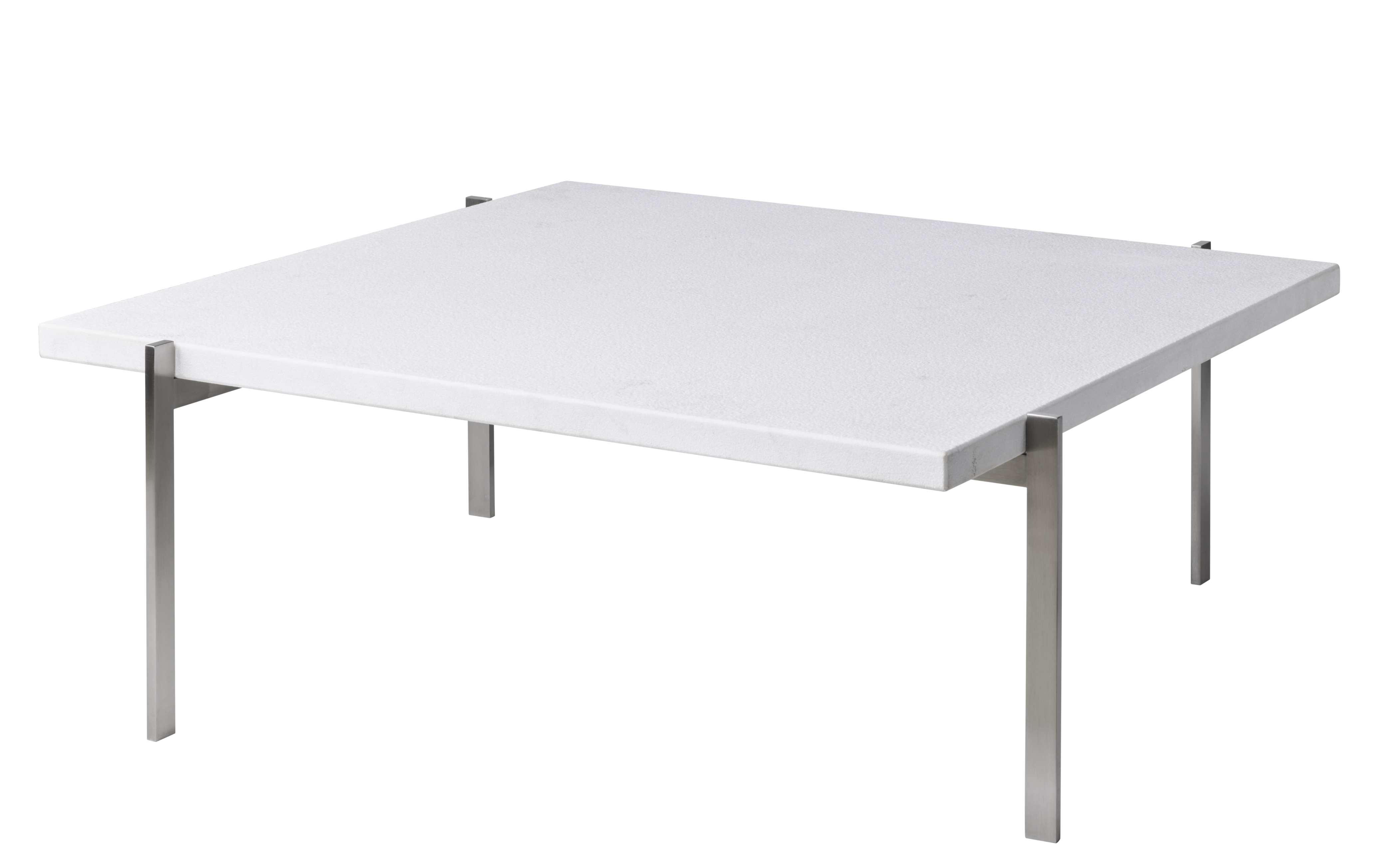 PK 61 Couchtisch von Fritz Hansen mit quadratischer, weißer Tischplatte und filigranem Stahlgestell.