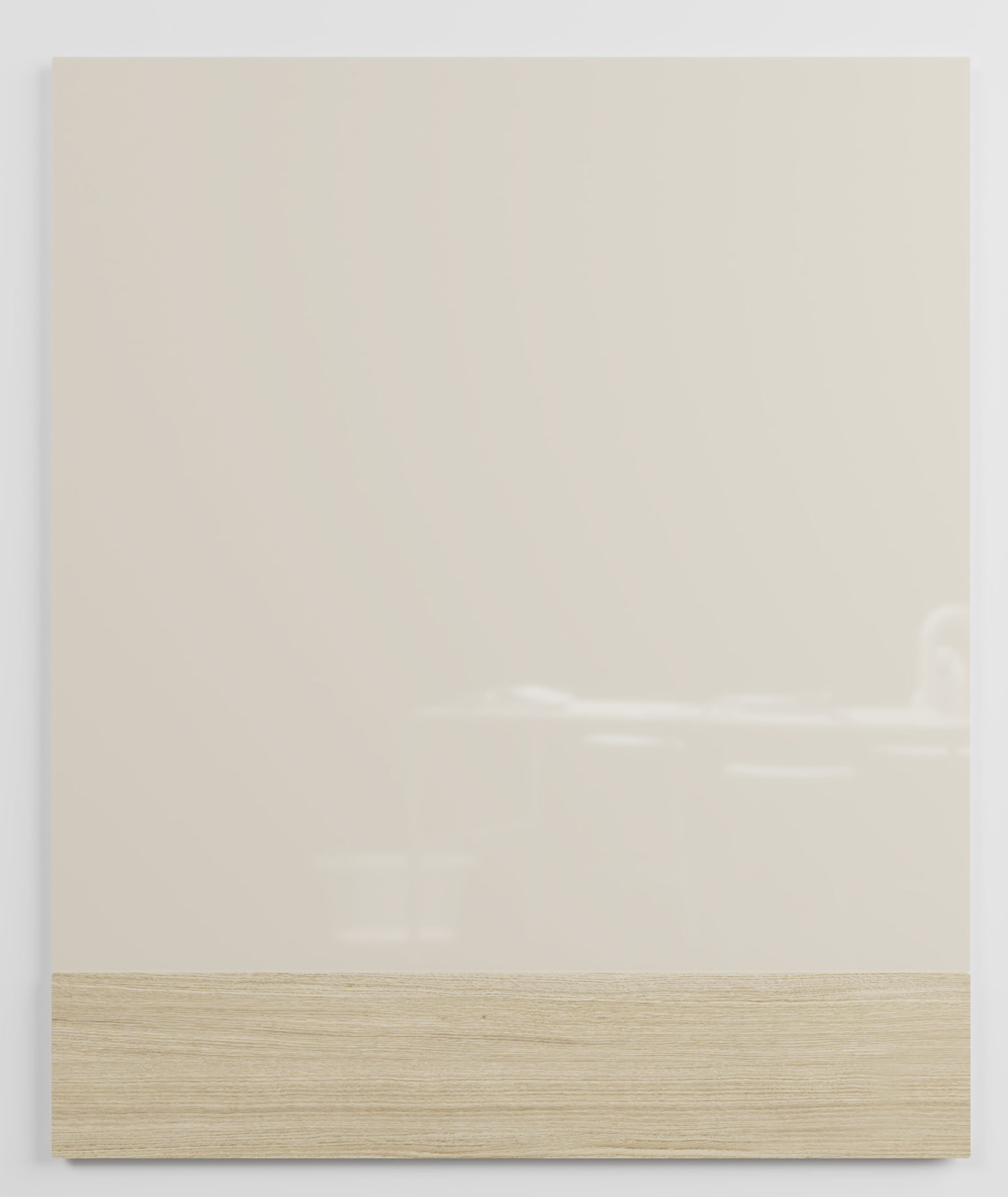 Nahaufnahme der Chat Board Classic Crafted Wand Glastafel in Beige mit Holzsockel.