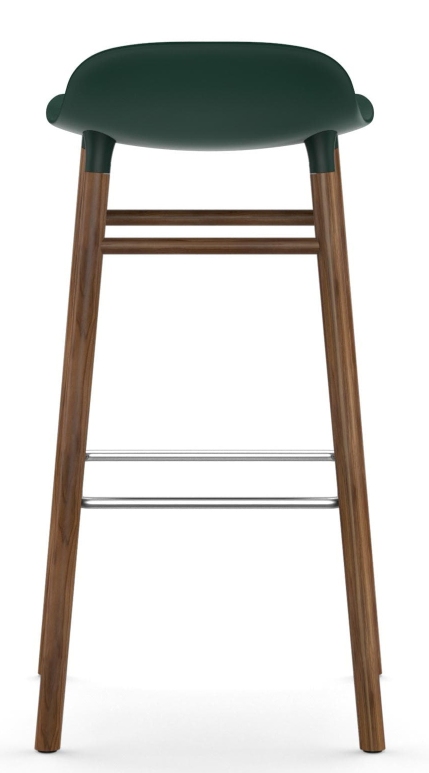 Normann Copenhagen Form Barhocker H75 cm, dunkelgrüne Sitzfläche und Holzbeine, moderne Barstuhl-Ansicht von hinten.