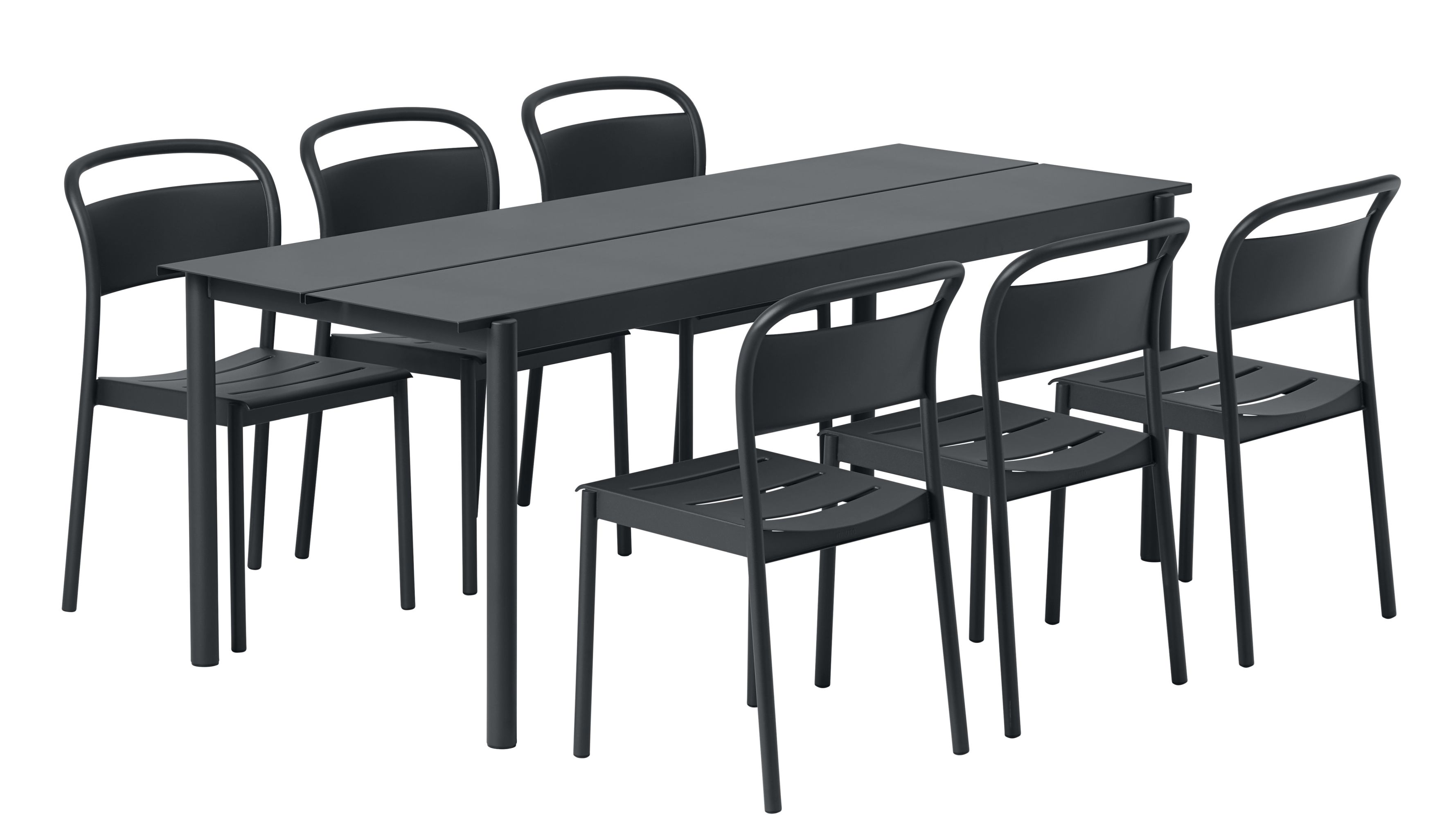 Grauer Linear Steel Gartentisch von Muuto mit sechs passenden Stahlstühlen für den Außenbereich.