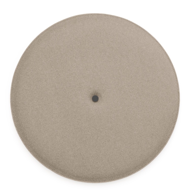 Beige, runder Akustik Spot von Hey-Sign zur Schallabsorption und Wandgestaltung im Büro oder Wohnraum.