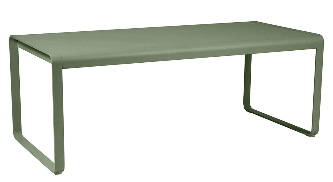 Bellevie Outdoor Tisch von Fermob, grün, 196 x 90 cm, ideal für Garten und Terrasse.