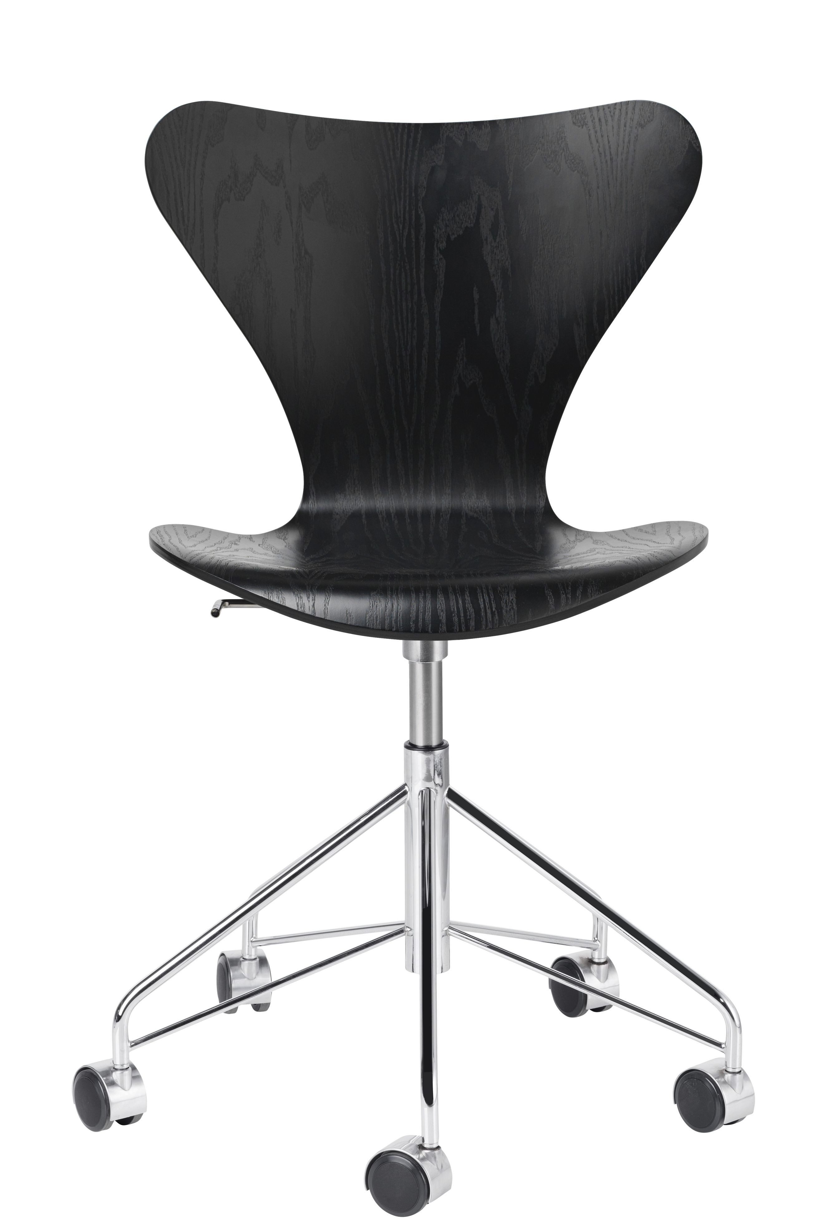 Schwarzer Siebener Stuhl von Fritz Hansen mit Chromfuß und Rollen, Bürostuhl Designklassiker.
