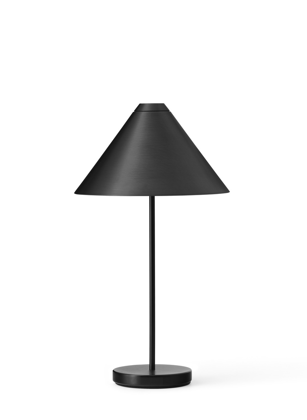 Schwarze Brolly Akkuleuchte von New Works: Tragbare Tischleuchte mit konischem Schirm.
