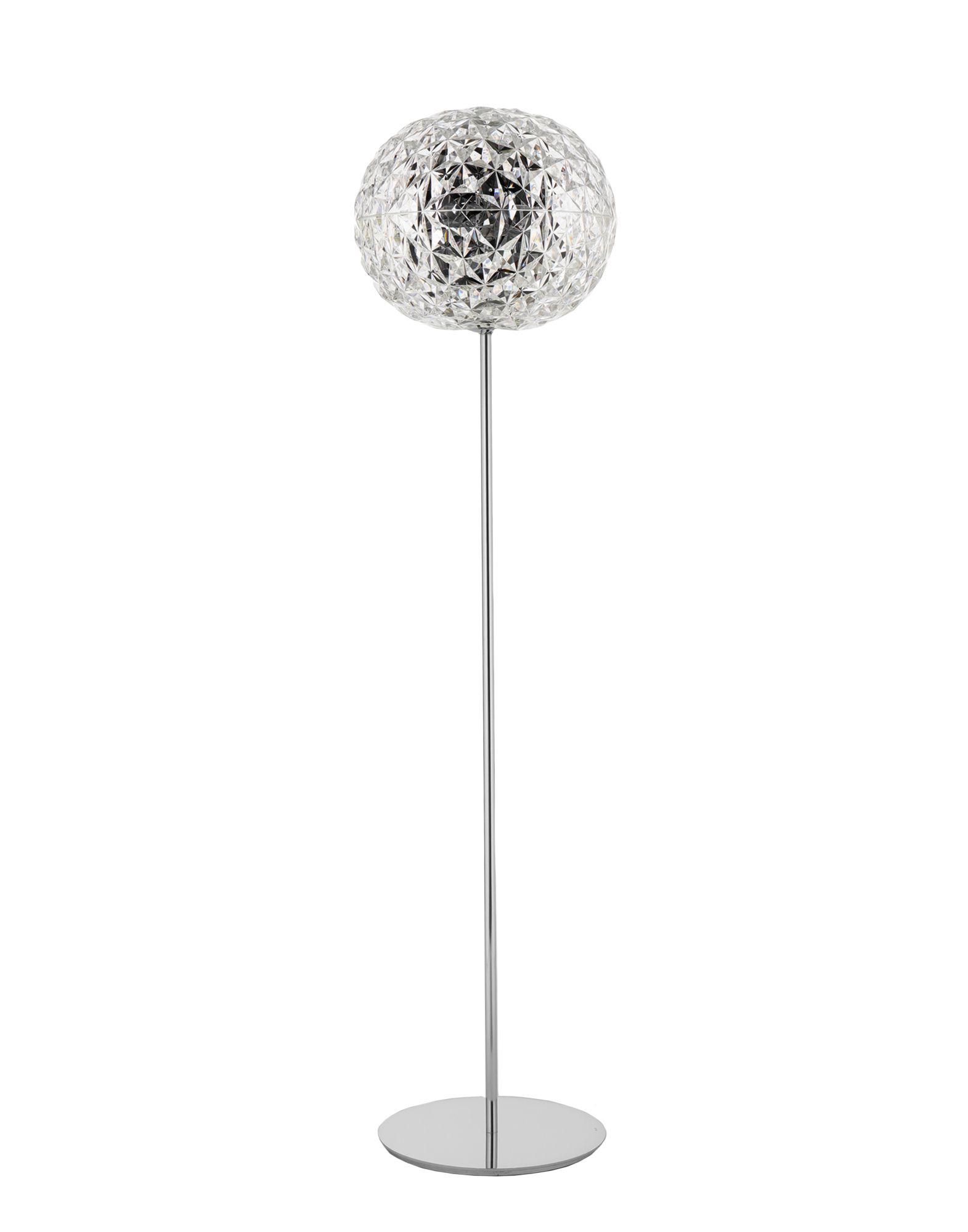 Planet Stehleuchte LED von Kartell: Moderne Stehlampe mit kugelförmigem Lampenschirm und Chromfuß.