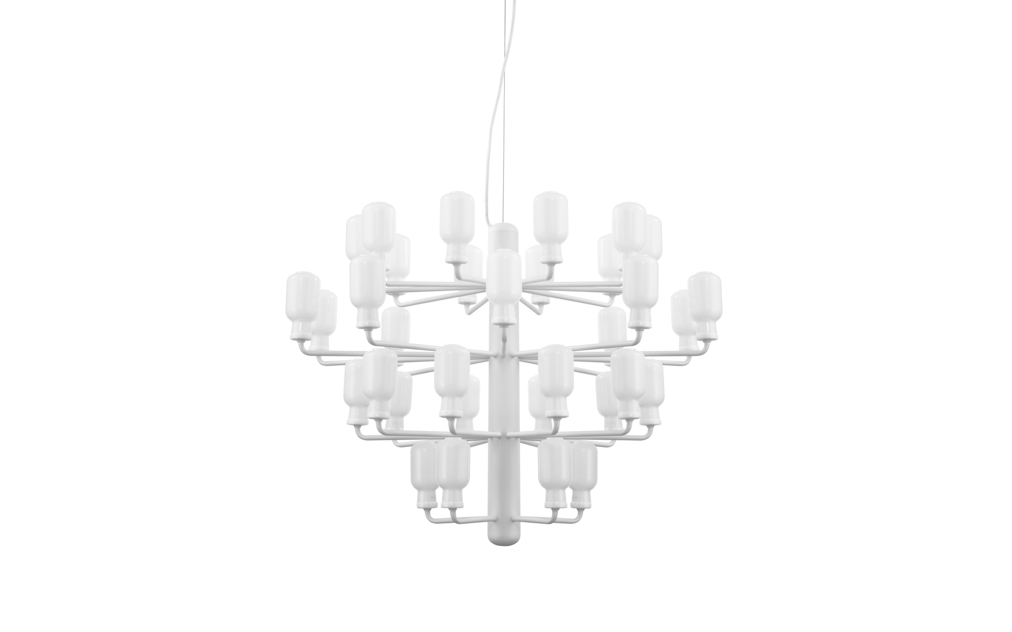Weiße Amp Chandelier Pendelleuchte mit vielen kleinen Lampenschirmen, modernes Design für Wohnzimmer und Esszimmer.