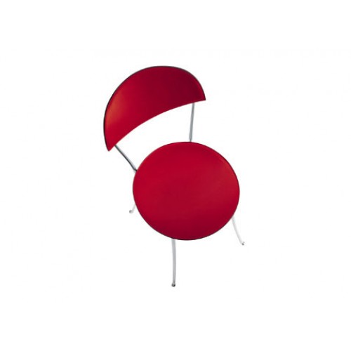 Roter Tonietta Stuhl von Zanotta mit runder Sitzfläche und halbrunder Rückenlehne, minimalistisches Design für Esszimmer und Wohnbereich.