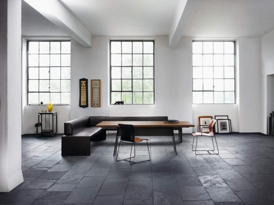Cuoio Stuhl von Walter Knoll, schwarzes Leder, minimalistisches Design, Esszimmerstuhl für modernes Wohnambiente.
