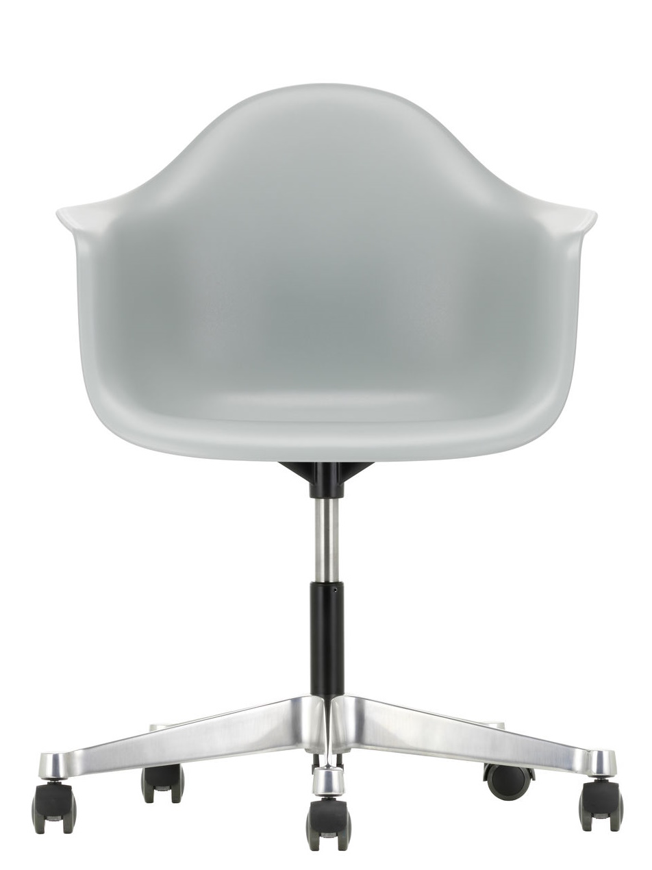 Eames Plastic Arm Chair PACC Stuhl Vitra in Grau mit Rollen und Aluminiumfuß, Rückansicht.