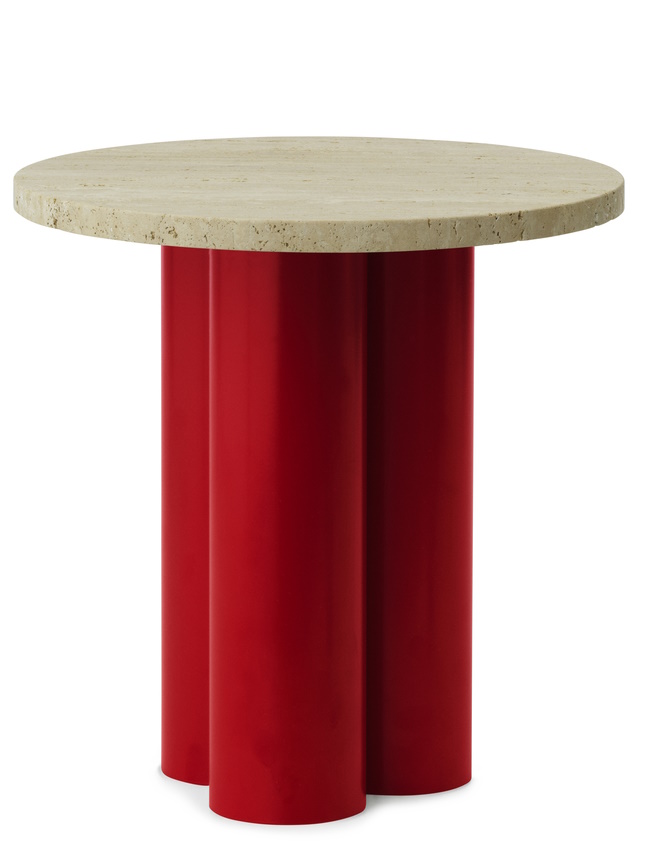 Dit Coffee Table von Normann Copenhagen mit Travertinplatte und rotem Stahlfuß.