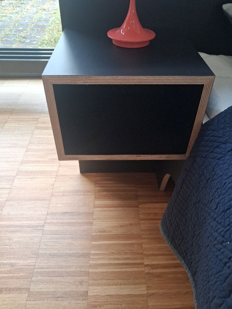 VALENTINA Bed 180x200 cm ZWART Het hele leven lang een decoratief object TENTOONSTELLINGSSTUK