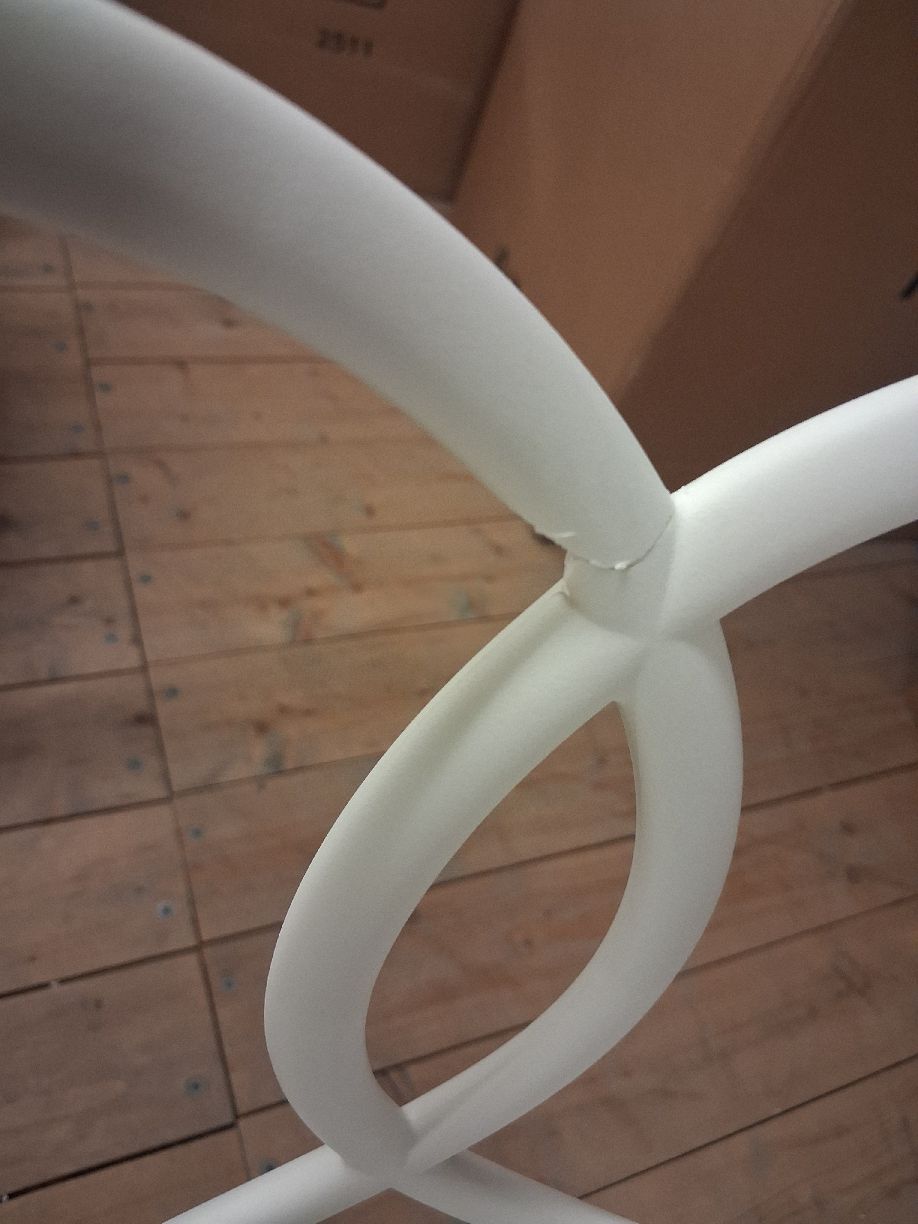 Sissi fauteuil WIT Driade EXEMPLAAR MET GEBREKEN