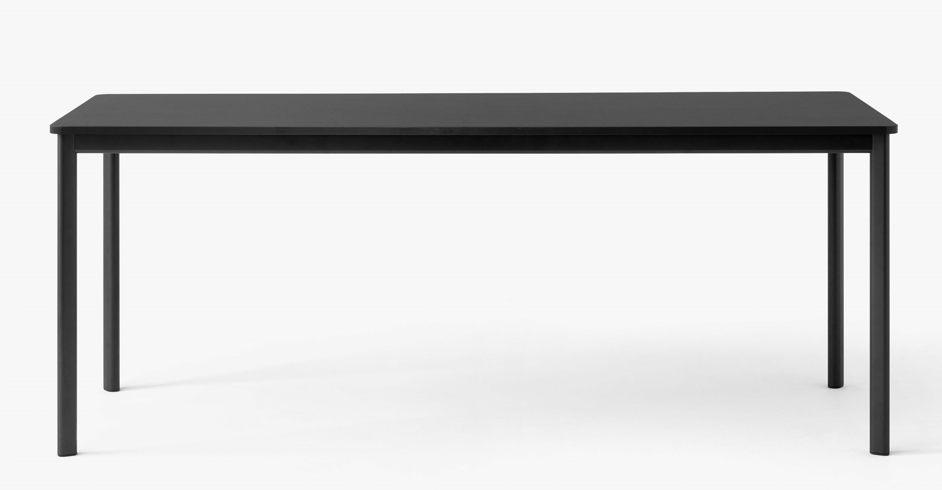 Schwarzer AndTradition Drip Table HW58 mit rechteckiger Tischplatte und schlanken, geraden Beinen für Esszimmer oder Büro.