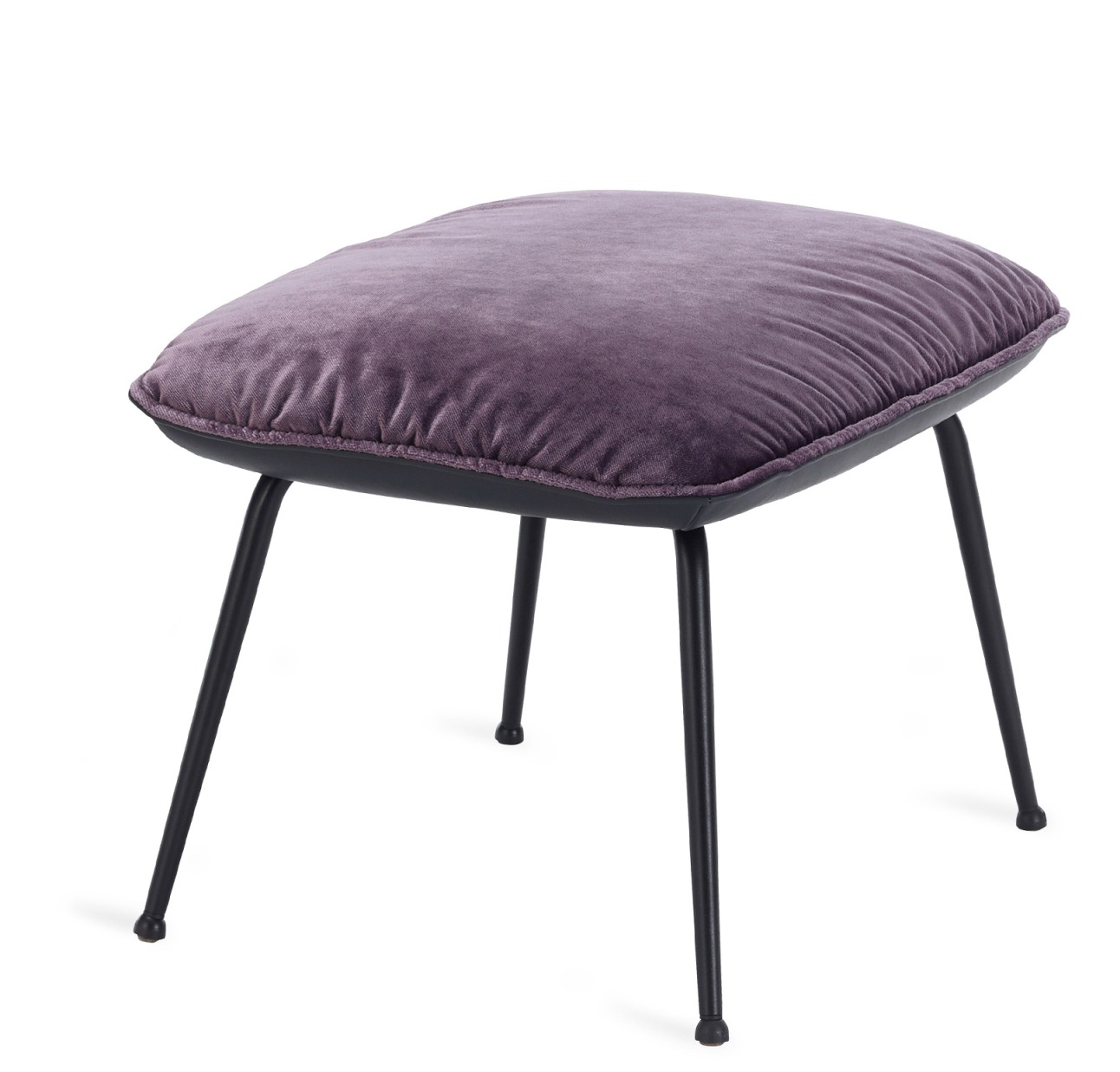 Marla Ottoman von Freifrau Manufaktur mit lila Samtbezug und schwarzen Metallbeinen. Moderner Hocker.