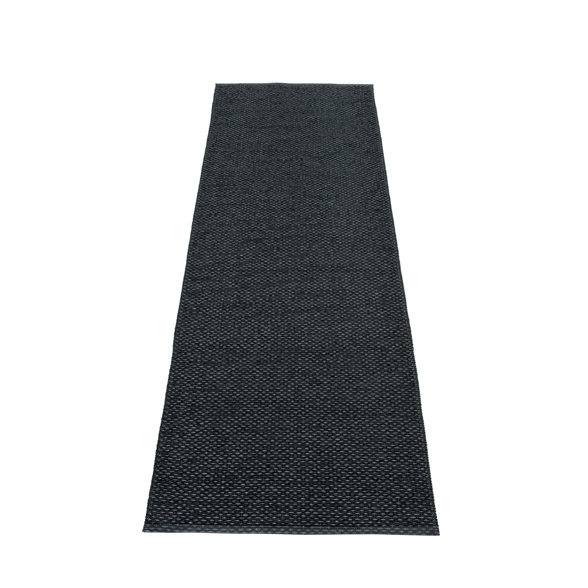 Schwarzer Svea Kunststoffteppich von Pappelina, 70x240 cm, ideal für Küche und Flur. Strapazierfähiger Teppich.